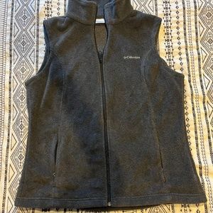 Columbia vest